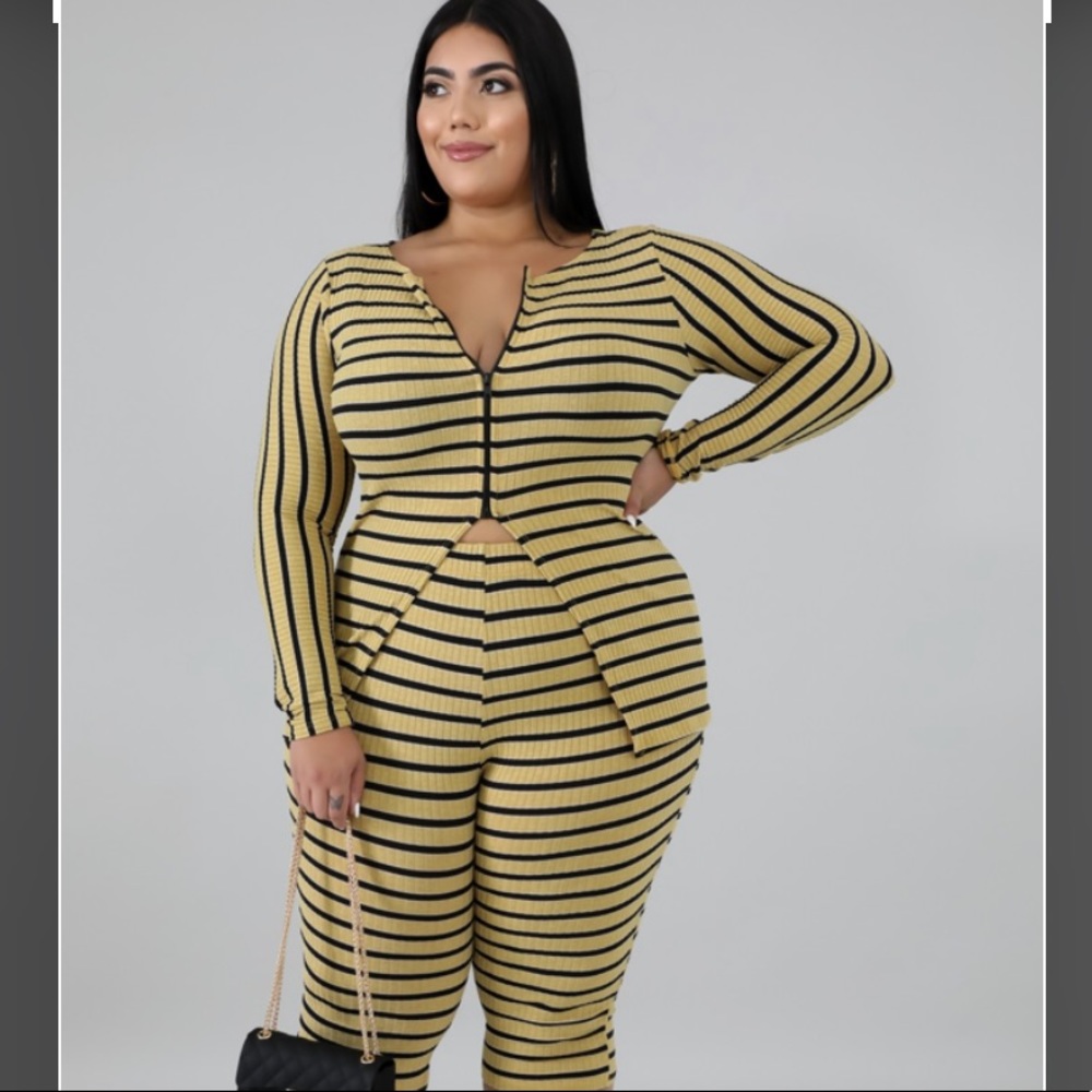 Mustard colored Bermuda short set